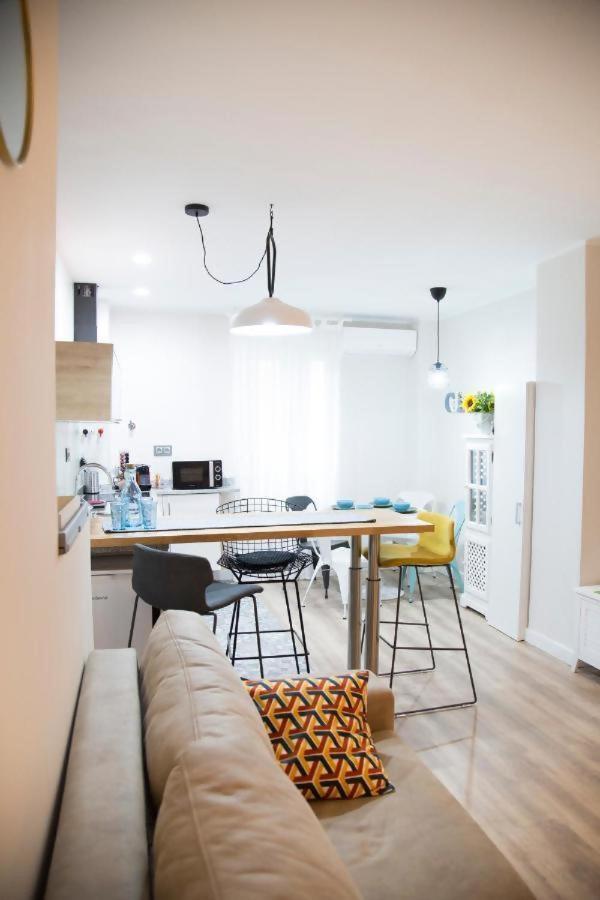 Apartamenticos Studio 39 Сарагоса Екстериор снимка