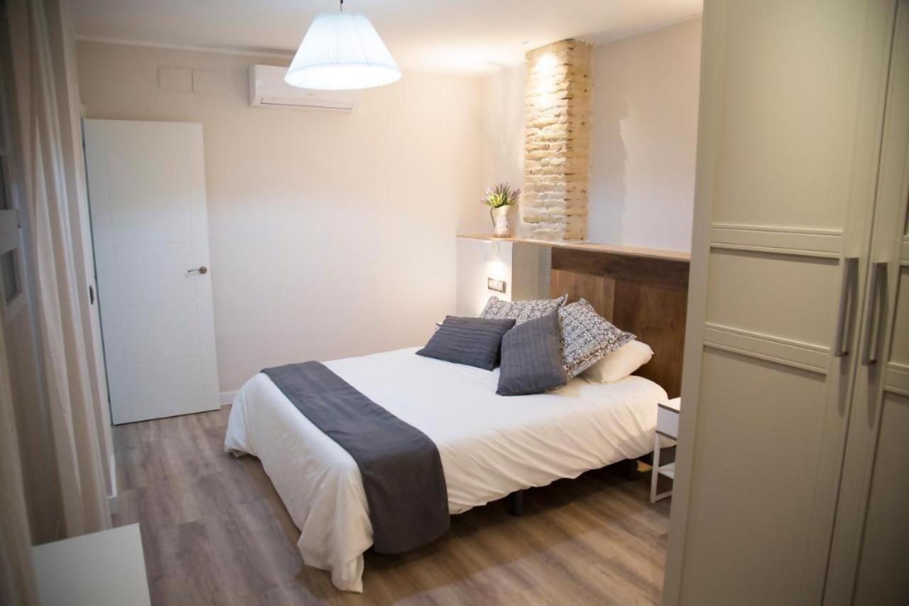 Apartamenticos Studio 39 Сарагоса Екстериор снимка